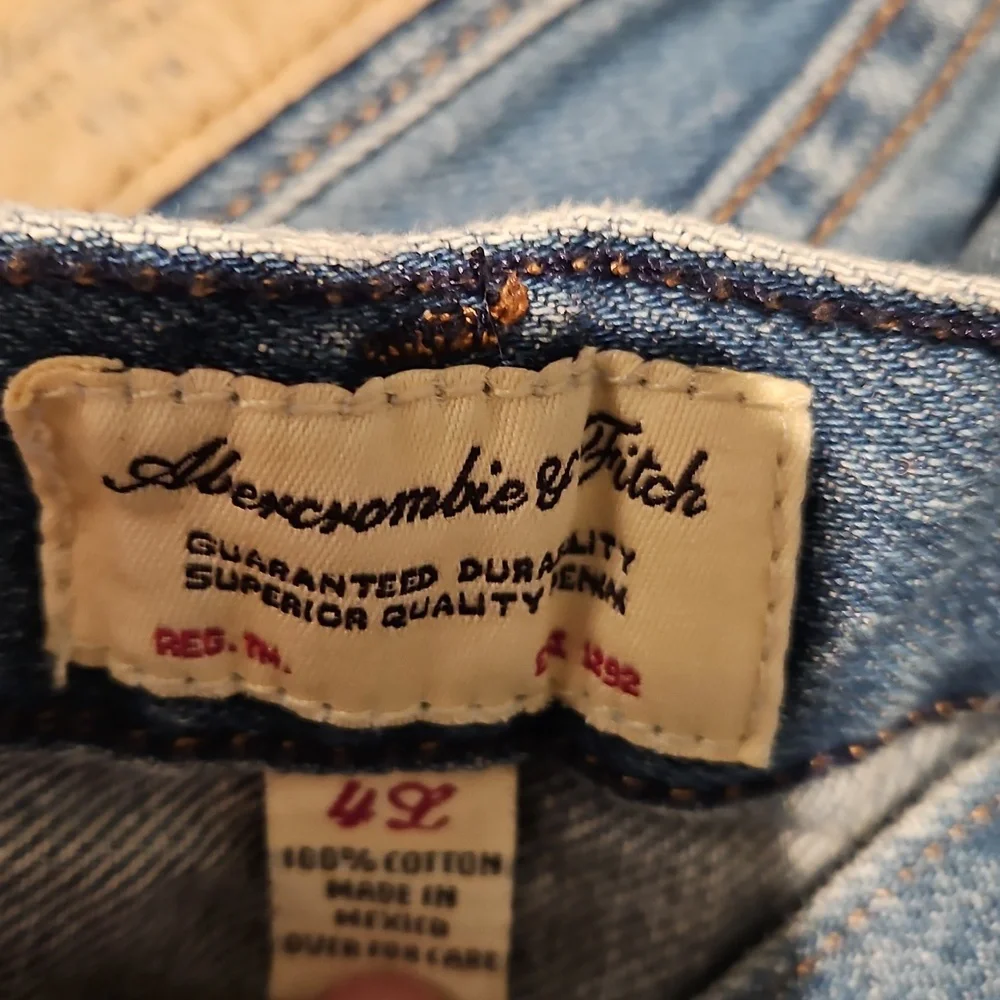 Abercrombie & Fitch Light-Mid Blue Bootcut Jeans - Picture 5 of 5